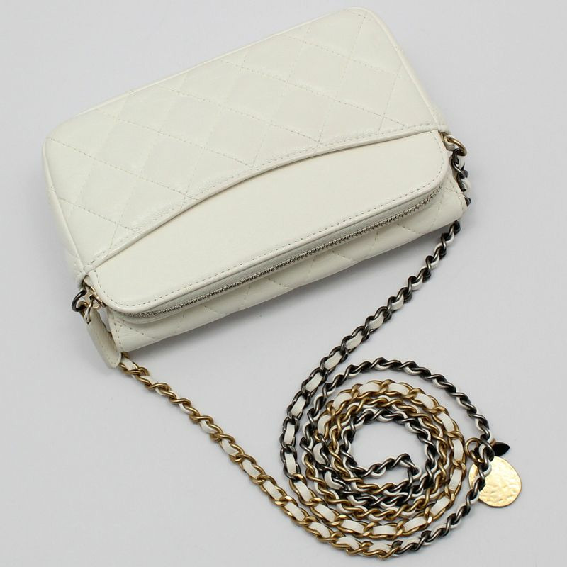 【包稅】CHANEL 珍珠水鑽標誌性翻蓋手機支架鏈斜背包-3