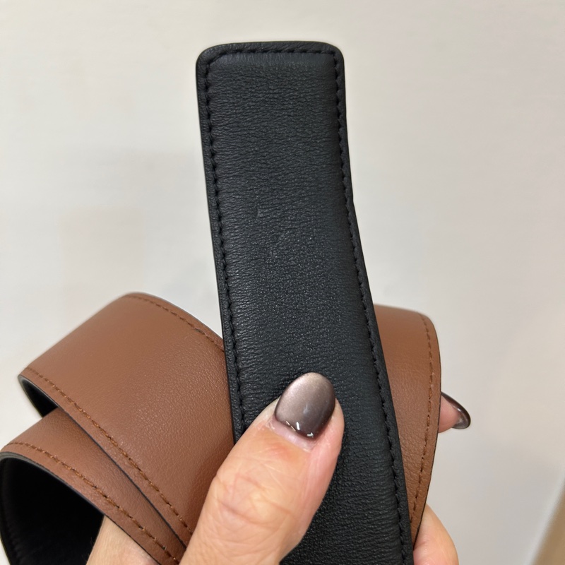 Burberry  咖拼黑牛皮雙面皮帶-7