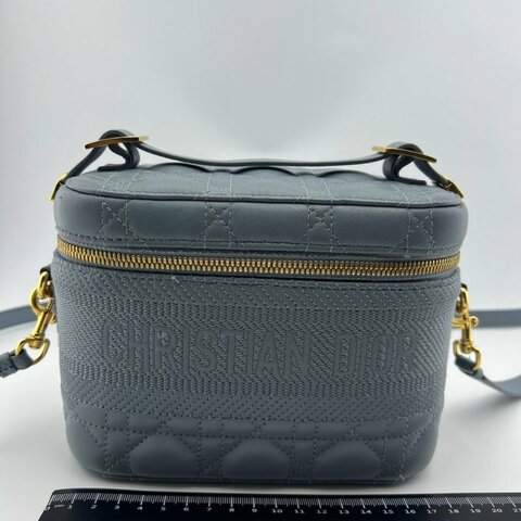 DIOR CARO 霧霾藍迷你盒子包