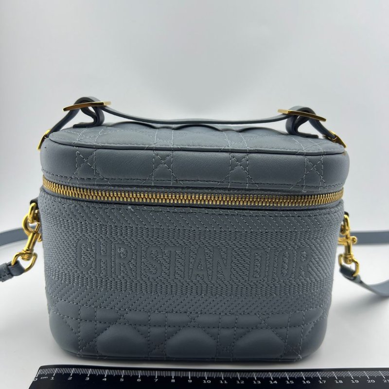 DIOR CARO 霧霾藍迷你盒子包-0