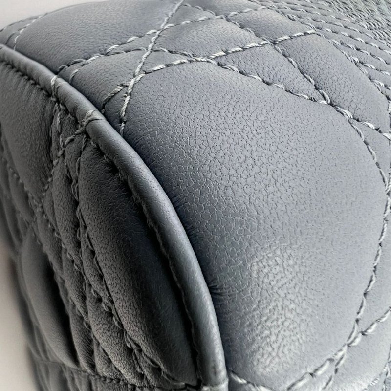 DIOR CARO 霧霾藍迷你盒子包-12