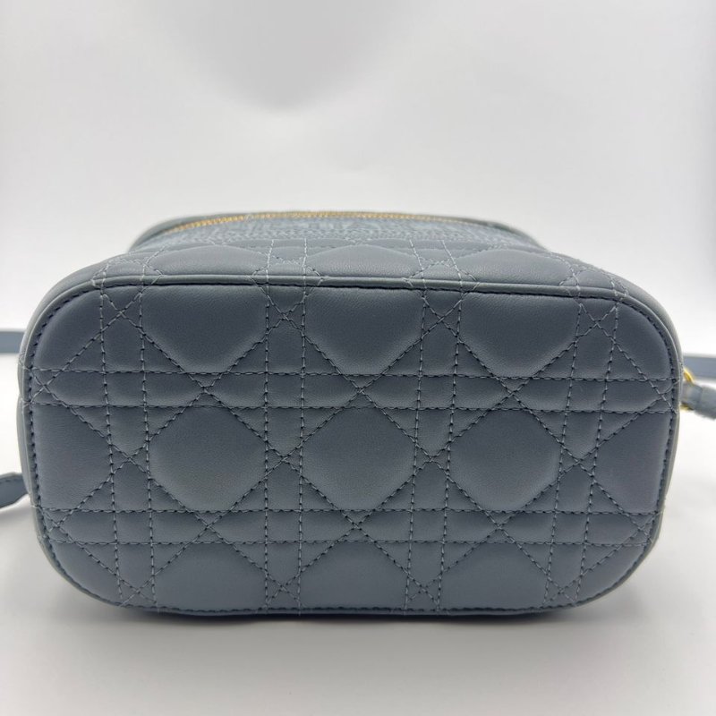 DIOR CARO 霧霾藍迷你盒子包-13