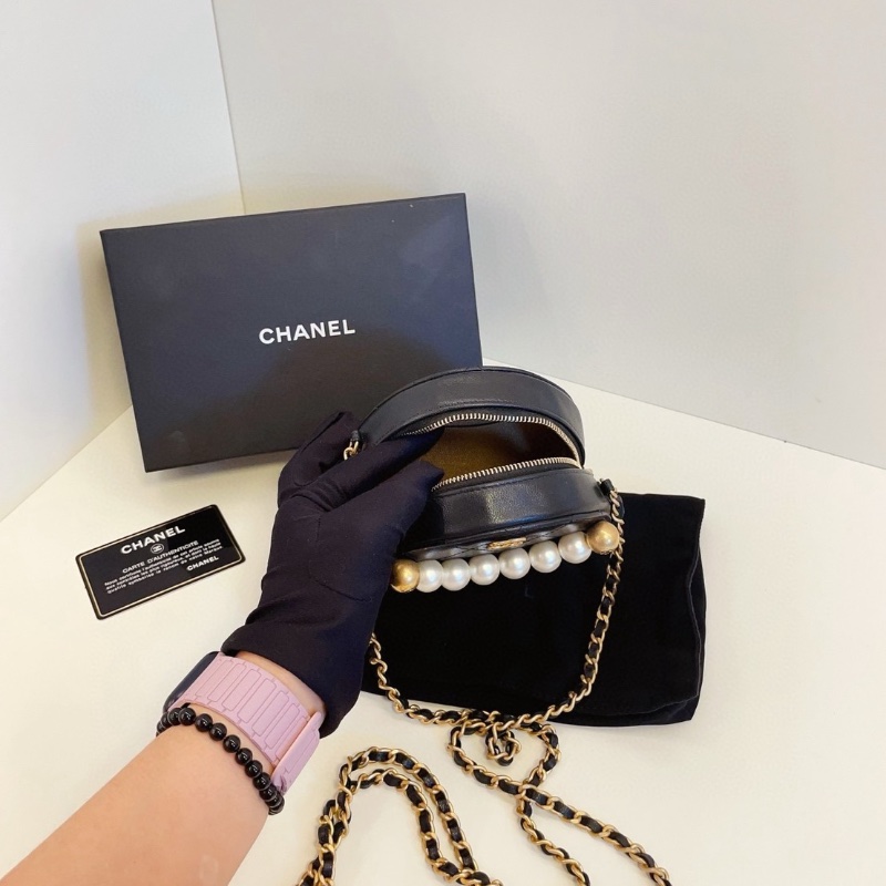 Chanel 黑金珍珠小圓餅鏈條包 12*12  99新配件塵袋盒子購證保卡-2