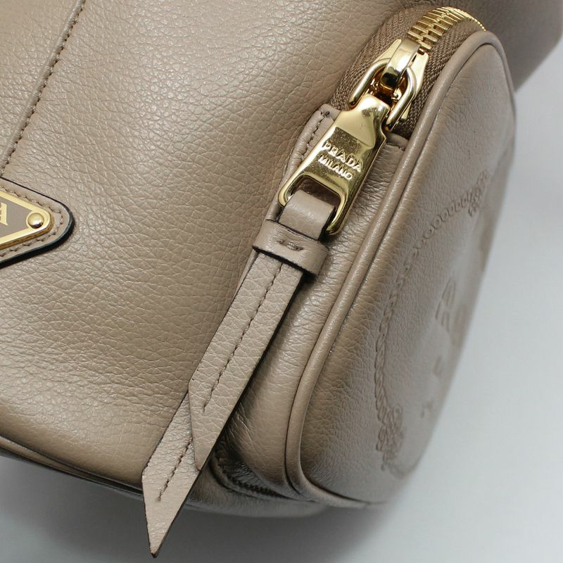 【包稅】PRADA Grace 小牛皮 Duet 水桶斜背包-9