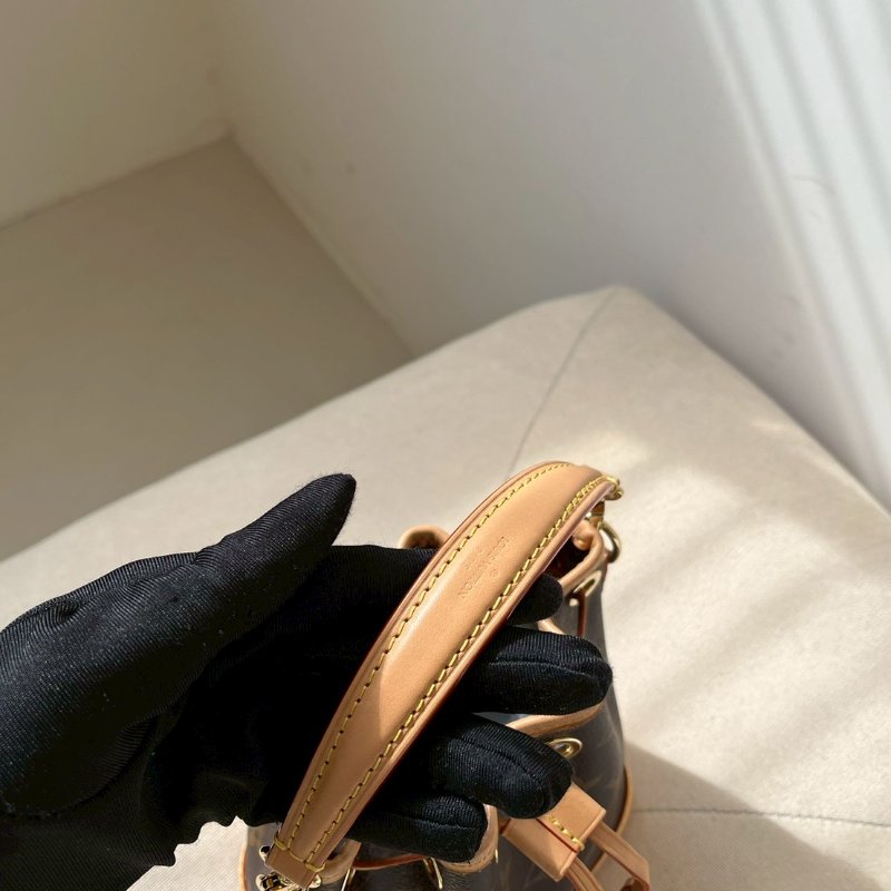 🏷Louis Vuitton NANO NOÉ水桶包-7