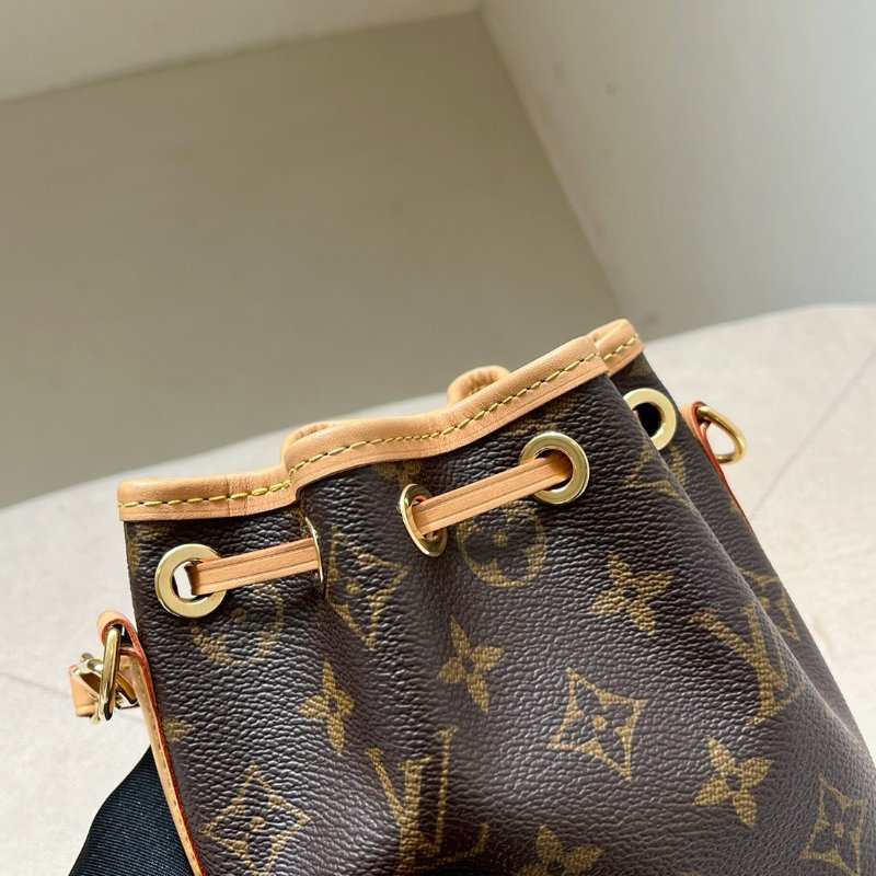 🏷Louis Vuitton NANO NOÉ水桶包-18