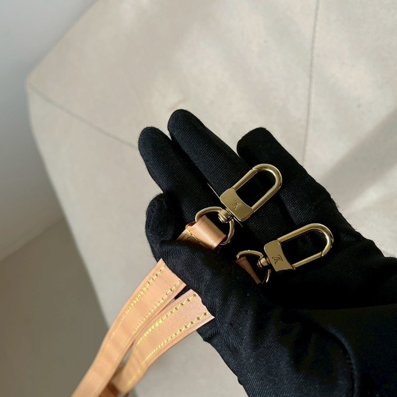 🏷Louis Vuitton NANO NOÉ水桶包-28