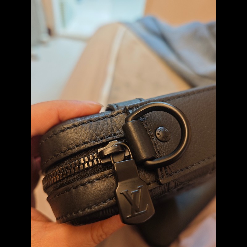 LV trio 新款 黑武士三合一牛皮壓花款 m46602-16