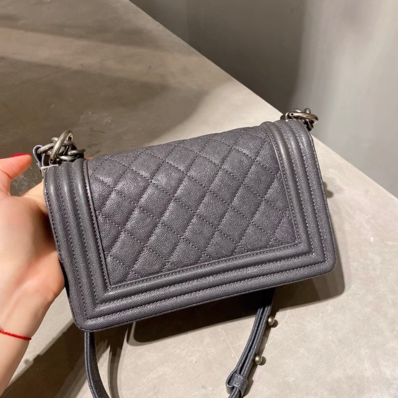 Chanel le boy small-1