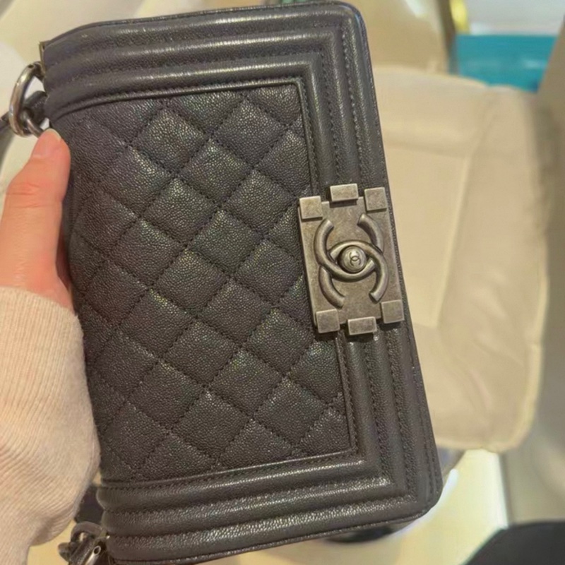 Chanel le boy small-17