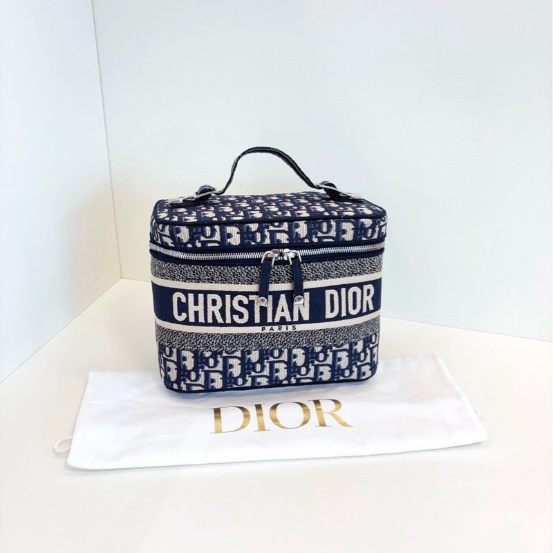 ✨Dior Travel vanity刺繡🪡 大號化妝盒 🖤-1