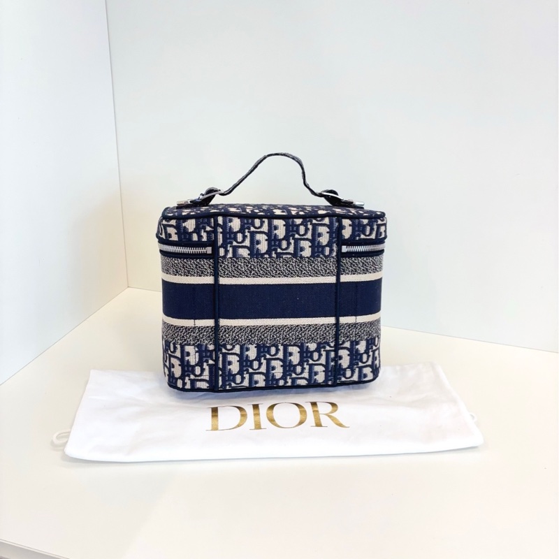 ✨Dior Travel vanity刺繡🪡 大號化妝盒 🖤-2