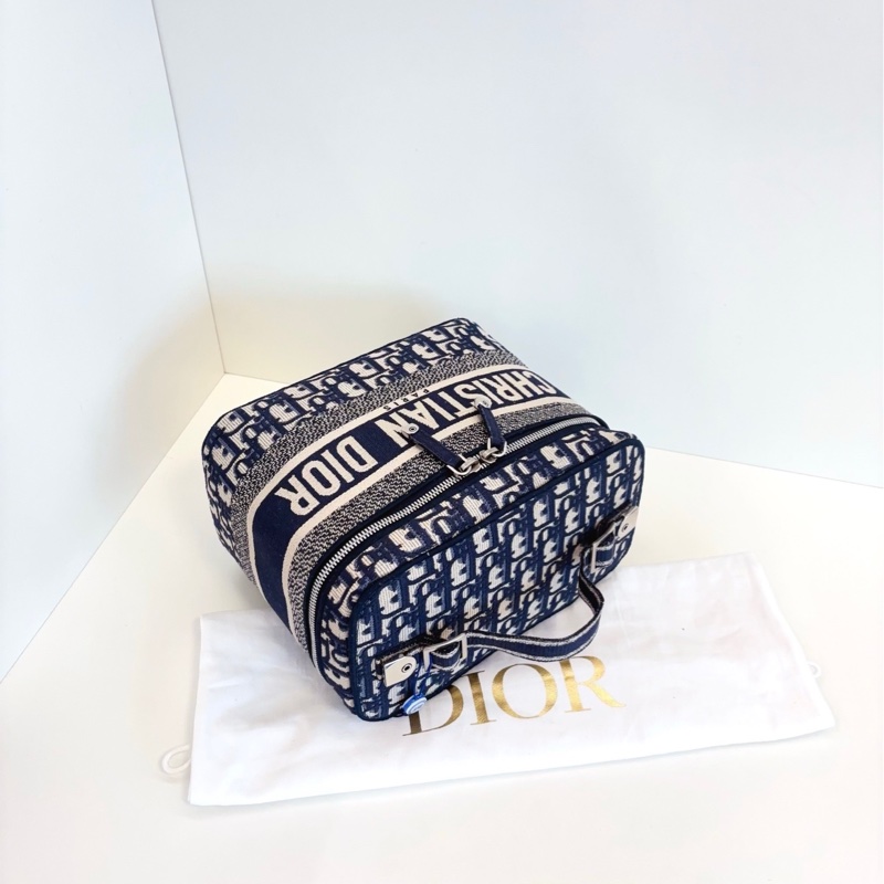 ✨Dior Travel vanity刺繡🪡 大號化妝盒 🖤-5