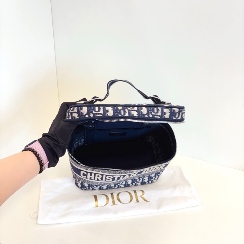 ✨Dior Travel vanity刺繡🪡 大號化妝盒 🖤-7