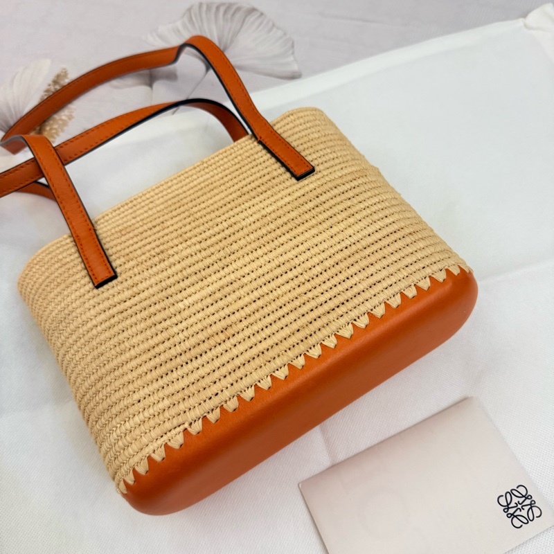 loewe橘色草編包-2