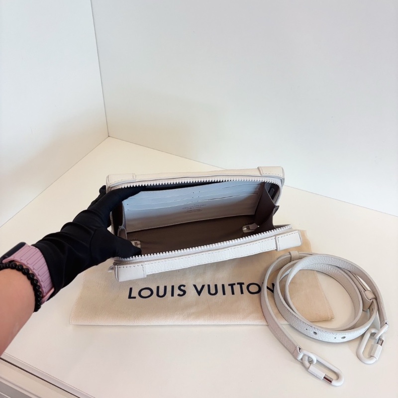 LV 秀款限定Soft Trunk稻草人印花軟盒白盒包 芯片款23*13*4  98新配件塵袋-2