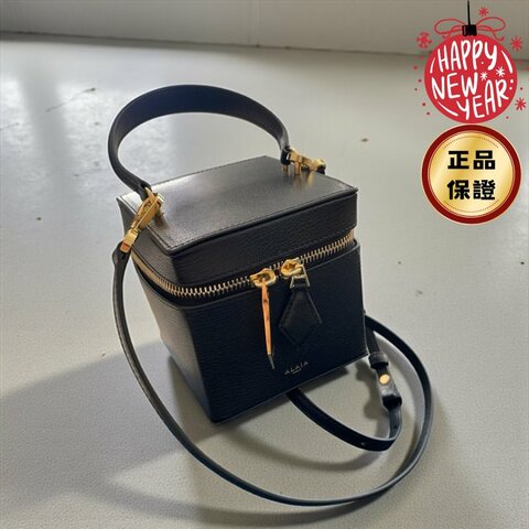 🎊新年特賣🧧Alaia Cube Vanity 小牛皮迷你盒子包 黑色