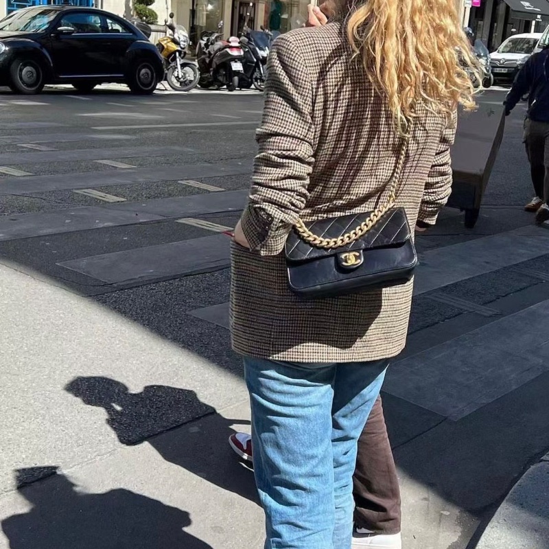 Chanel大都會風琴包油蠟皮24*13*9.5 98新配件保卡塵袋-0