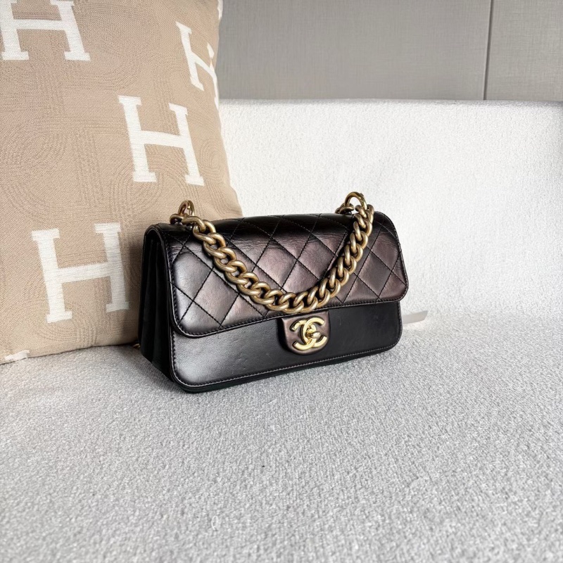 Chanel大都會風琴包油蠟皮24*13*9.5 98新配件保卡塵袋-5