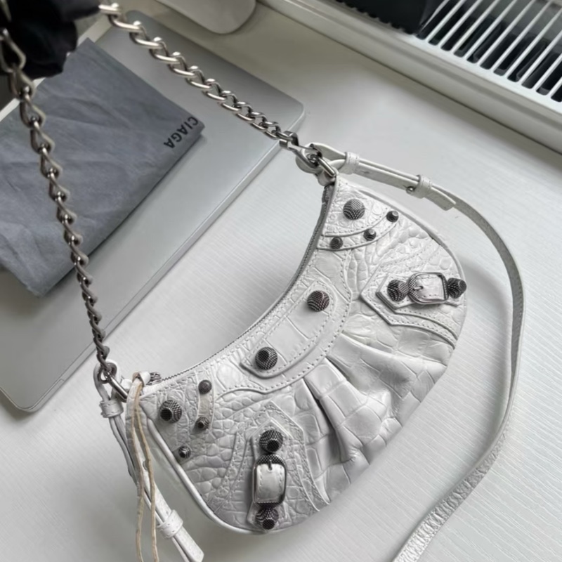 balenciaga白色機車包-4