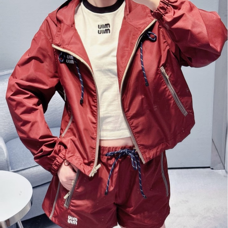 MiuMiu 🆕新款外套 ML1054-13MF-F0399 Size 36. 38. 40.-2