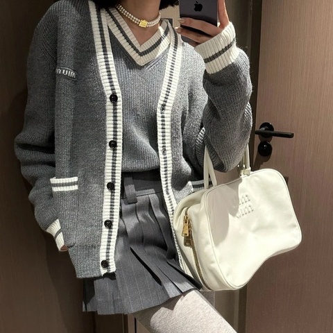 miumiu 新款針織開衫  40