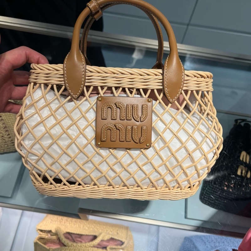 miumiu 编织菜篮子-0