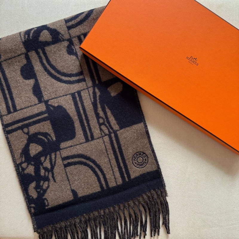 全新 清貨🧡 Hermes cashmere 頸巾 羊绒 圍巾  🐴 Brides de Gala en Desordre-0