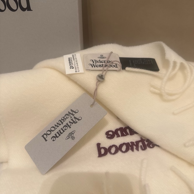 Vivienne Westwood 米白圍巾 全新 Babymonster Asa同款-3