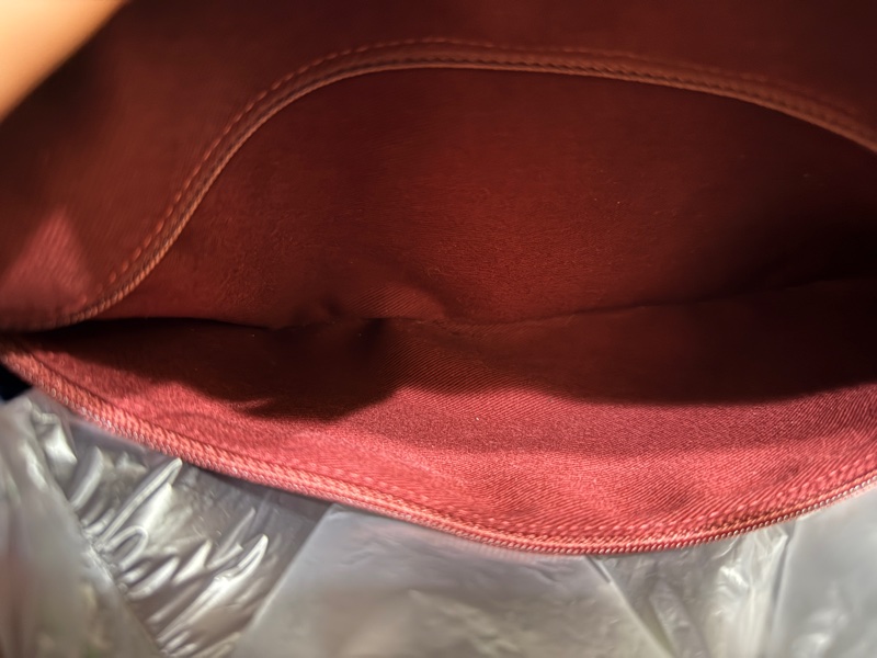 超賠賣 未使用品🎖️香奈兒耐用的揉皺牛皮 保齡球包 肩背包 雙C深藍 大LOGO-22