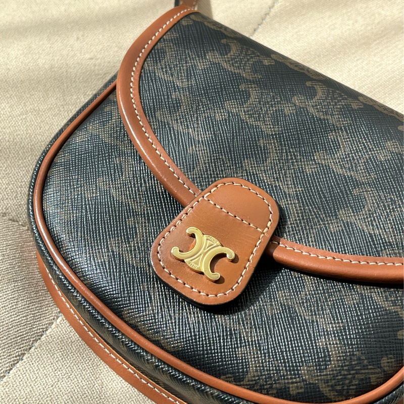 🏷️ Celine馬安包-13