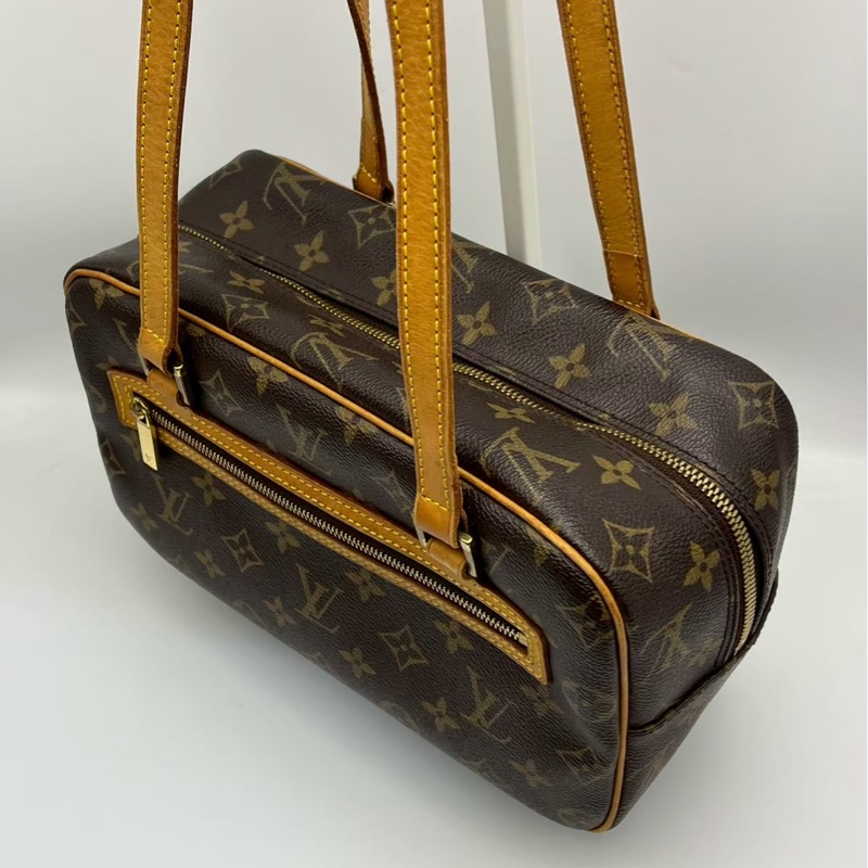 🏷️ Louis Vuitton 開口笑-2
