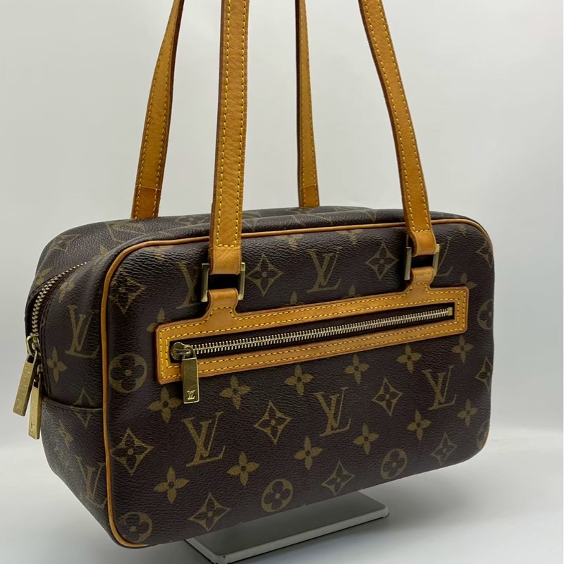 🏷️ Louis Vuitton 開口笑-14