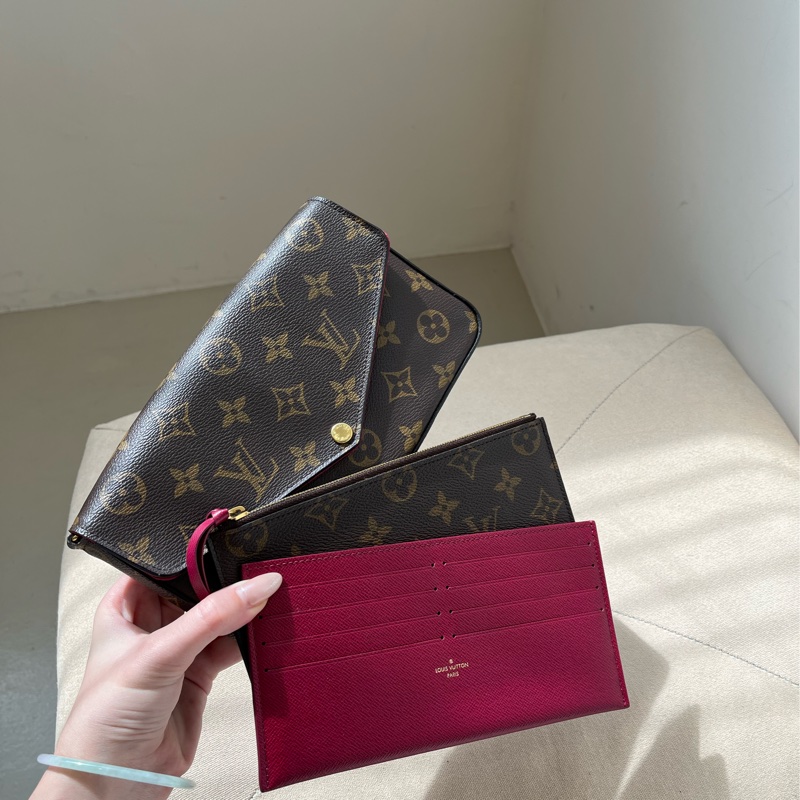 🏷️ Louis Vuitton 三合一-2