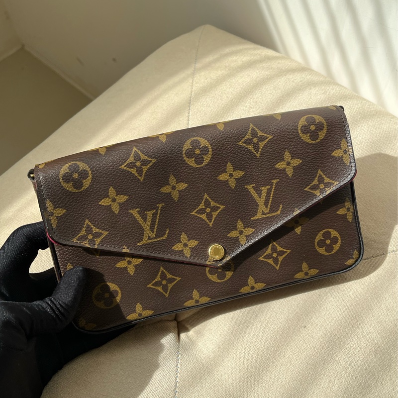 🏷️ Louis Vuitton 三合一-9