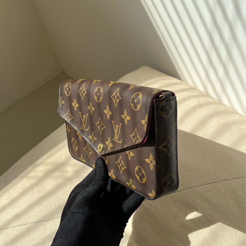 🏷️ Louis Vuitton 三合一-15