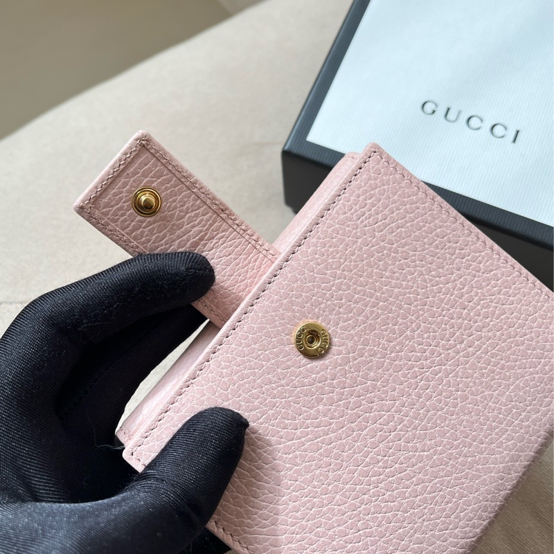 🏷️ Gucci 櫻花粉短夾-6