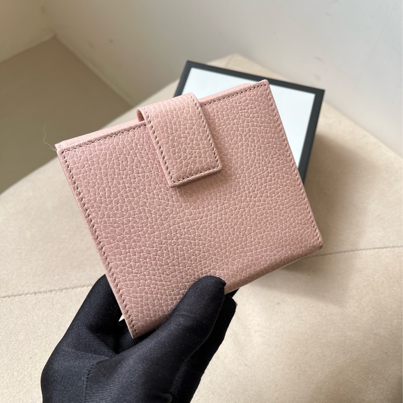 🏷️ Gucci 櫻花粉短夾-13