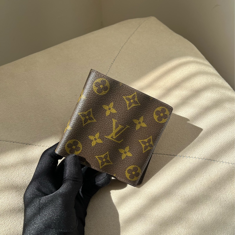 🏷️ Louis Vuitton 短夾-0