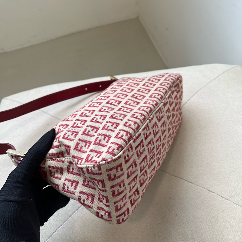 🏷️ Fendi 法棍-6