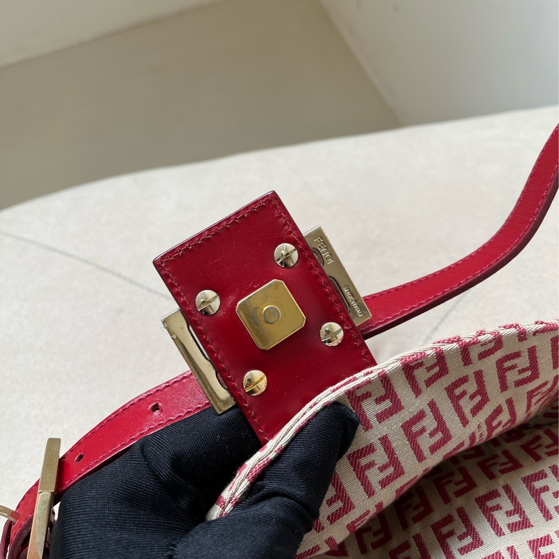 🏷️ Fendi 法棍-7