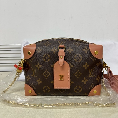 LV路易威登Trompette BB粉色鏈條包