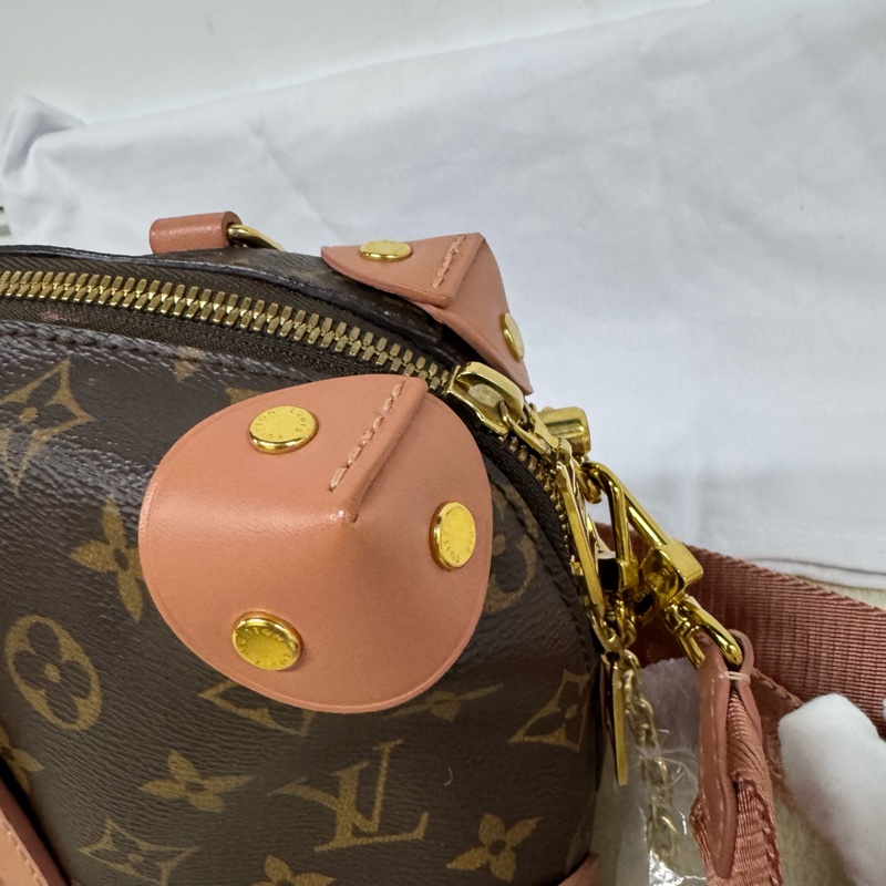 LV路易威登Trompette BB粉色鏈條包-2