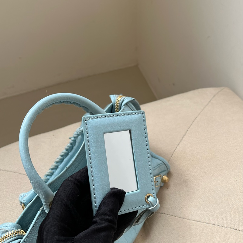 🏷️ Balenciaga 機車包-3