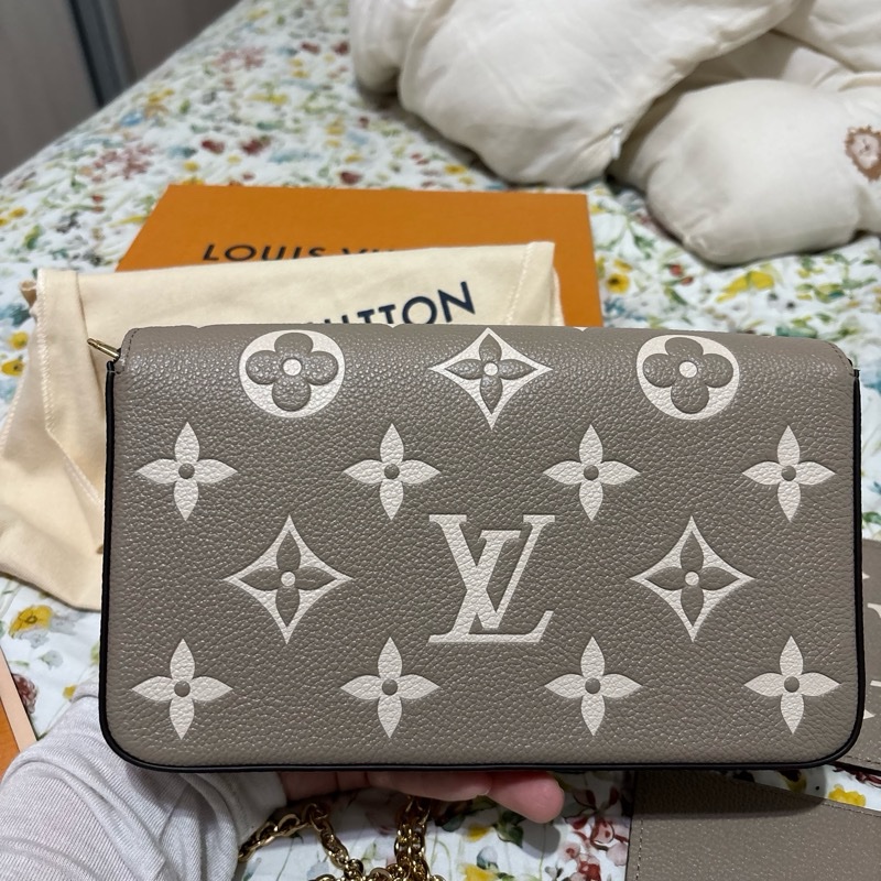 LV 三合一 斑鳩色 大象灰 斜背包 WOC Louis Vuitton-9