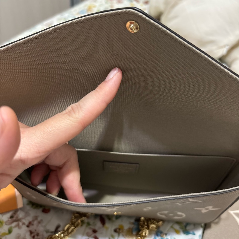 LV 三合一 斑鳩色 大象灰 斜背包 WOC Louis Vuitton-11