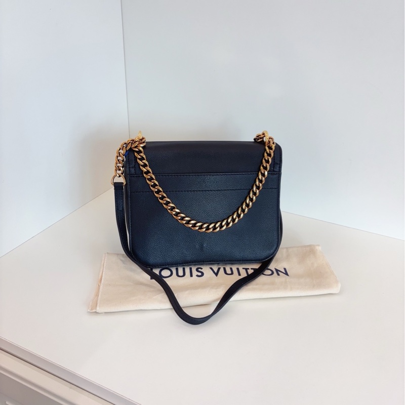 ✨Lv lockme chain 牛皮黑金郵差包 小號 晶片款🖤-3