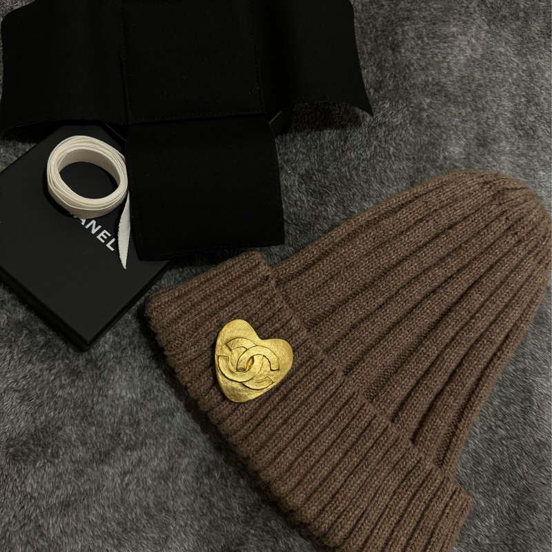 新上架❤️‍🔥美品✨Chanel Vintage香奈兒中古愛心胸針/香奈兒胸針/中古胸針/中古24K金胸針/小香胸針/香奈兒飾品/小香別針/中古別針/香奈兒別針/愛心別針-24