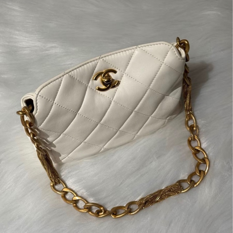 99❤️ Chanel香奈兒 23A 手工坊系列 流蘇鏈條小白包 芯片款-2