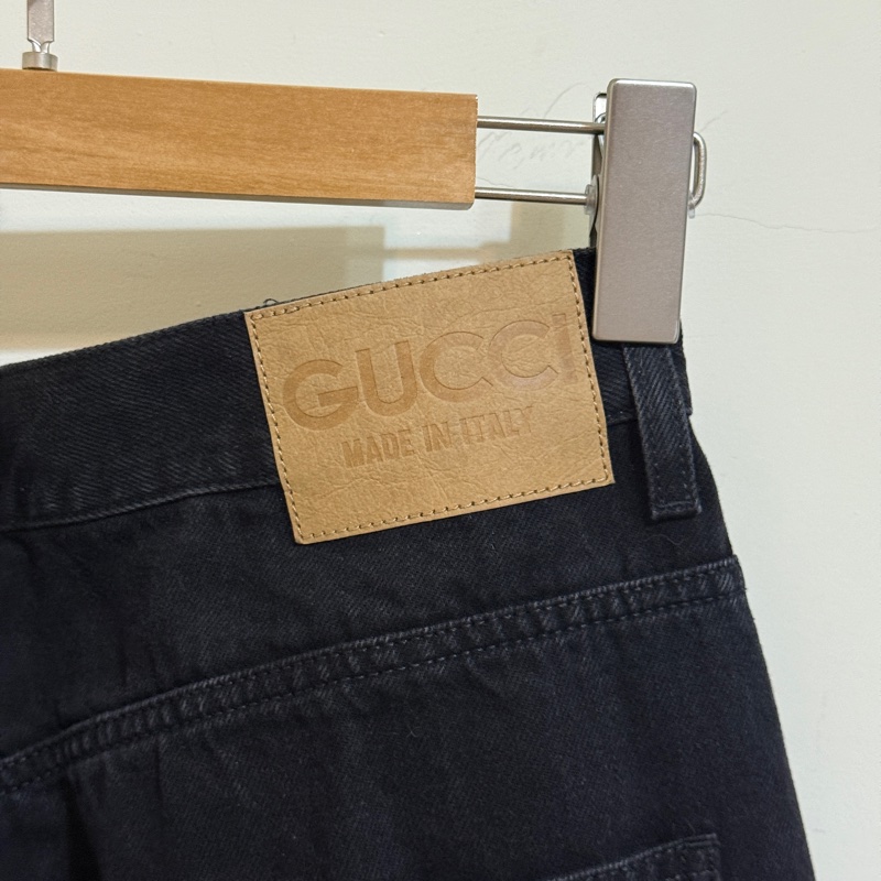 914intheair精品代購『全新』Gucci 經典馬銜釦牛仔褲，經典黑色百搭高腰落地寬褲-6